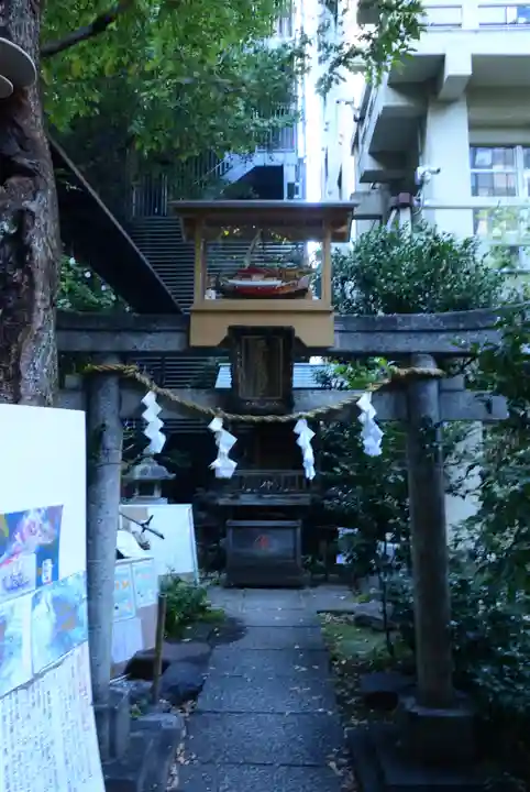 稲荷鬼王神社の鳥居