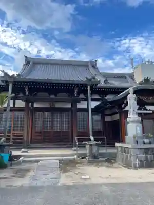 霊山寺の本殿・本堂