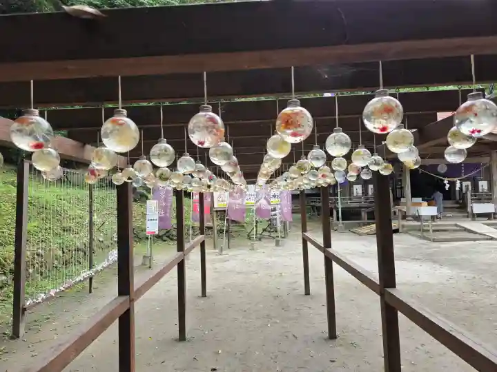 霧島岑神社の{uncategorized: "未分類", other: "その他", undefined: "問題あり", building: "その他建物", grave: "お墓", sacred_gate: "鳥居", guardian: "狛犬", statue: "像", buddha: "仏像", history: "歴史", nature: "自然", garden: "庭園", animal: "動物", pagoda: "塔", temizu: "手水舎", mountain_gate: "山門・神門", sanctuary: "本殿・本堂", subordinate: "末社・摂社", art: "芸術", scenery: "景色", jizo: "地蔵", ema: "絵馬", goshuin: "御朱印", omikuji: "おみくじ", items: "授与品その他", amulet: "お守り", goshuincho: "御朱印帳", eats: "食事", festival: "お祭り", votive_dance: "神楽", shichigosan: "七五三参", wedding: "結婚式", experience: "体験その他", initially: "初詣", around: "周辺", anti_infection: "感染症対策"}