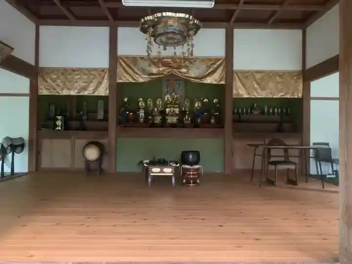 光明寺の本殿・本堂