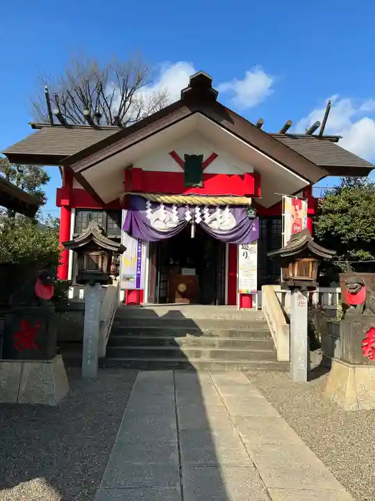元郷氷川神社の本殿・本堂
