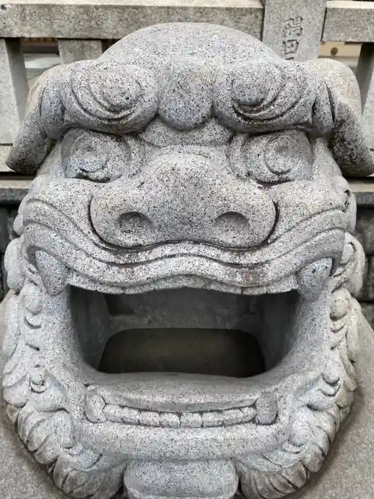 石濱神社の狛犬