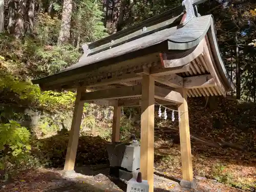 戸隠神社宝光社の手水舎