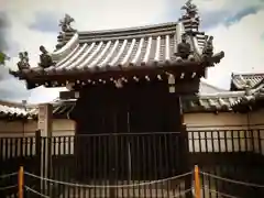 梅林寺の山門