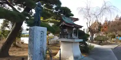 醫王寺(黄金身代り不動尊) の末社・摂社