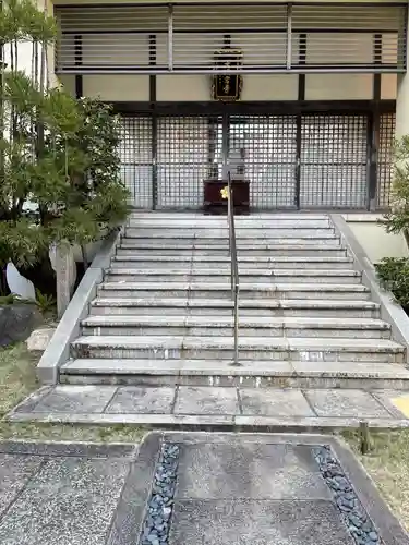 寳珠院の本殿・本堂