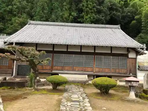 可成寺の本殿・本堂
