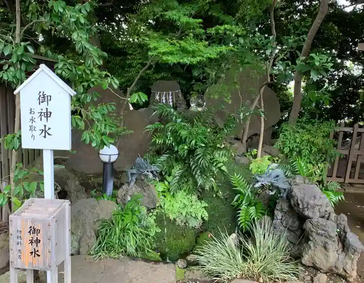 検見川神社の庭園
