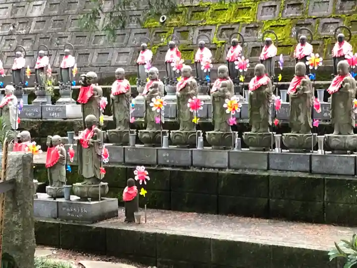八幡山観音寺の地蔵