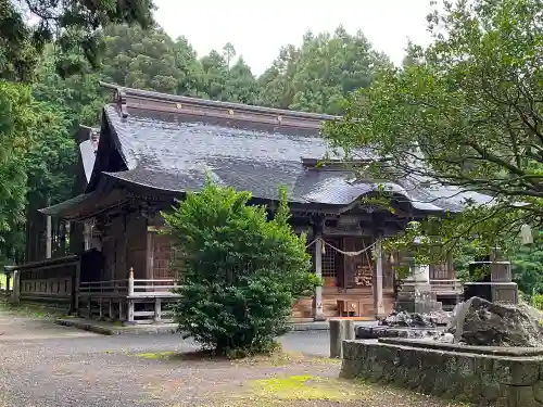 一条八幡神社の本殿・本堂