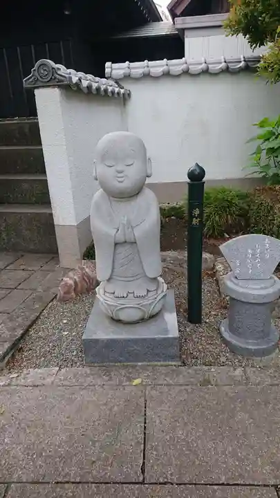 伝重寺の地蔵