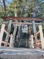 玉瀧神社の{uncategorized: "未分類", other: "その他", undefined: "問題あり", building: "その他建物", grave: "お墓", sacred_gate: "鳥居", guardian: "狛犬", statue: "像", buddha: "仏像", history: "歴史", nature: "自然", garden: "庭園", animal: "動物", pagoda: "塔", temizu: "手水舎", mountain_gate: "山門・神門", sanctuary: "本殿・本堂", subordinate: "末社・摂社", art: "芸術", scenery: "景色", jizo: "地蔵", ema: "絵馬", goshuin: "御朱印", omikuji: "おみくじ", items: "授与品その他", amulet: "お守り", goshuincho: "御朱印帳", eats: "食事", festival: "お祭り", votive_dance: "神楽", shichigosan: "七五三参", wedding: "結婚式", experience: "体験その他", initially: "初詣", around: "周辺", anti_infection: "感染症対策"}