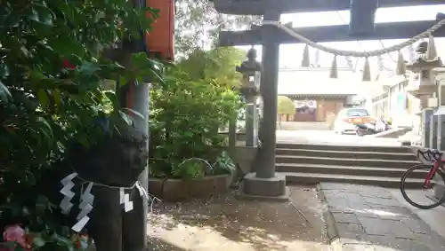 生麦杉山神社の鳥居