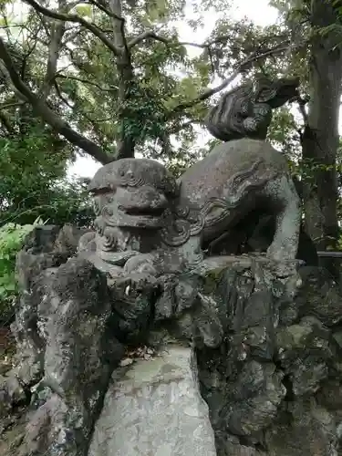 春日部八幡神社の狛犬