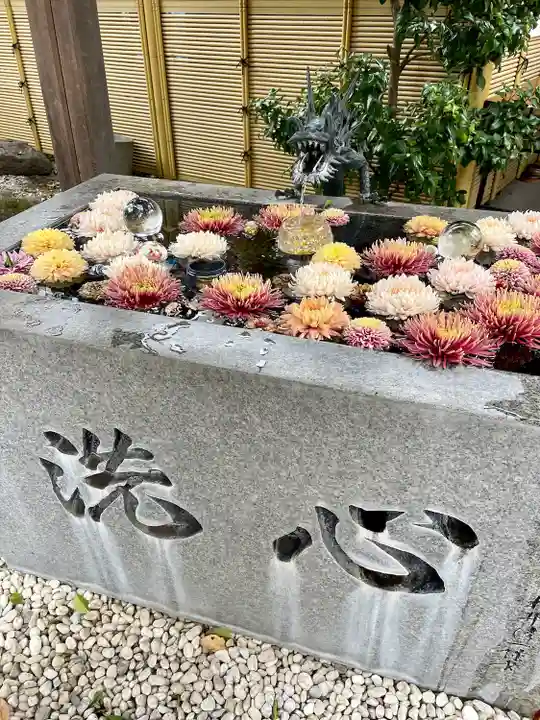 蛇窪神社の手水舎