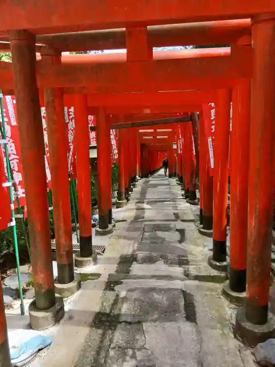 佐助稲荷神社の{uncategorized: "未分類", other: "その他", undefined: "問題あり", building: "その他建物", grave: "お墓", sacred_gate: "鳥居", guardian: "狛犬", statue: "像", buddha: "仏像", history: "歴史", nature: "自然", garden: "庭園", animal: "動物", pagoda: "塔", temizu: "手水舎", mountain_gate: "山門・神門", sanctuary: "本殿・本堂", subordinate: "末社・摂社", art: "芸術", scenery: "景色", jizo: "地蔵", ema: "絵馬", goshuin: "御朱印", omikuji: "おみくじ", items: "授与品その他", amulet: "お守り", goshuincho: "御朱印帳", eats: "食事", festival: "お祭り", votive_dance: "神楽", shichigosan: "七五三参", wedding: "結婚式", experience: "体験その他", initially: "初詣", around: "周辺", anti_infection: "感染症対策"}