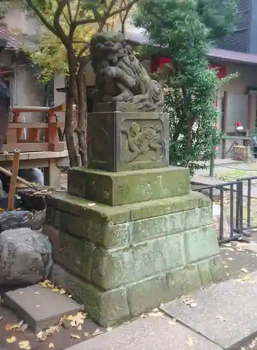 稲荷鬼王神社の狛犬