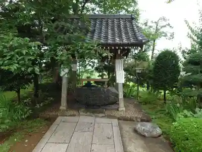 千勝神社の手水舎