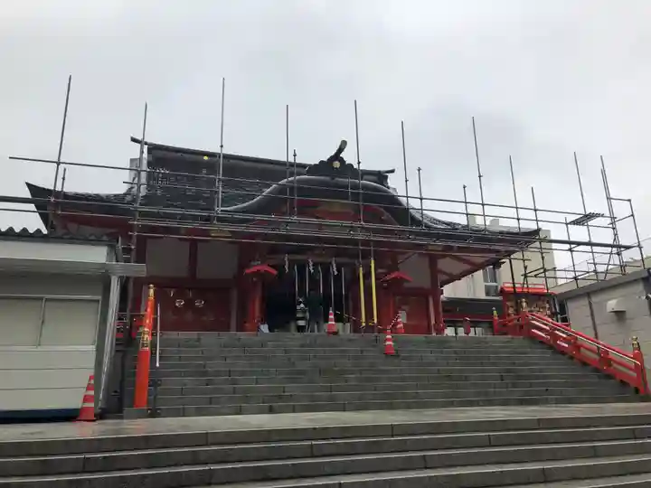花園神社の本殿・本堂