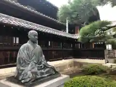 泉岳寺の像