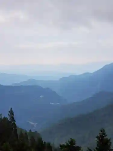 三峯神社の景色