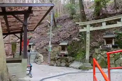 朝護孫子寺の末社・摂社