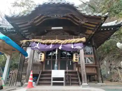 湊三嶋大明神社の{uncategorized: "未分類", other: "その他", undefined: "問題あり", building: "その他建物", grave: "お墓", sacred_gate: "鳥居", guardian: "狛犬", statue: "像", buddha: "仏像", history: "歴史", nature: "自然", garden: "庭園", animal: "動物", pagoda: "塔", temizu: "手水舎", mountain_gate: "山門・神門", sanctuary: "本殿・本堂", subordinate: "末社・摂社", art: "芸術", scenery: "景色", jizo: "地蔵", ema: "絵馬", goshuin: "御朱印", omikuji: "おみくじ", items: "授与品その他", amulet: "お守り", goshuincho: "御朱印帳", eats: "食事", festival: "お祭り", votive_dance: "神楽", shichigosan: "七五三参", wedding: "結婚式", experience: "体験その他", initially: "初詣", around: "周辺", anti_infection: "感染症対策"}