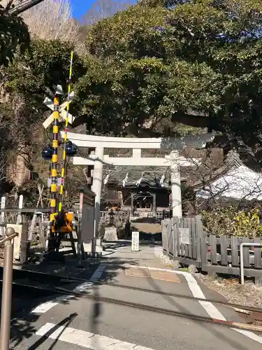 御霊神社の{uncategorized: "未分類", other: "その他", undefined: "問題あり", building: "その他建物", grave: "お墓", sacred_gate: "鳥居", guardian: "狛犬", statue: "像", buddha: "仏像", history: "歴史", nature: "自然", garden: "庭園", animal: "動物", pagoda: "塔", temizu: "手水舎", mountain_gate: "山門・神門", sanctuary: "本殿・本堂", subordinate: "末社・摂社", art: "芸術", scenery: "景色", jizo: "地蔵", ema: "絵馬", goshuin: "御朱印", omikuji: "おみくじ", items: "授与品その他", amulet: "お守り", goshuincho: "御朱印帳", eats: "食事", festival: "お祭り", votive_dance: "神楽", shichigosan: "七五三参", wedding: "結婚式", experience: "体験その他", initially: "初詣", around: "周辺", anti_infection: "感染症対策"}
