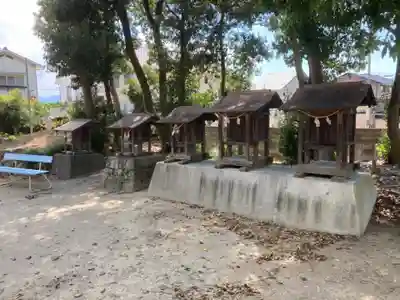 軍ヶ森神社の末社・摂社