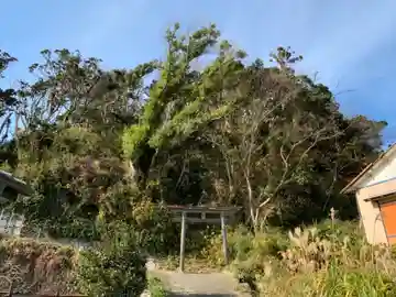 神社(名称不明)の鳥居