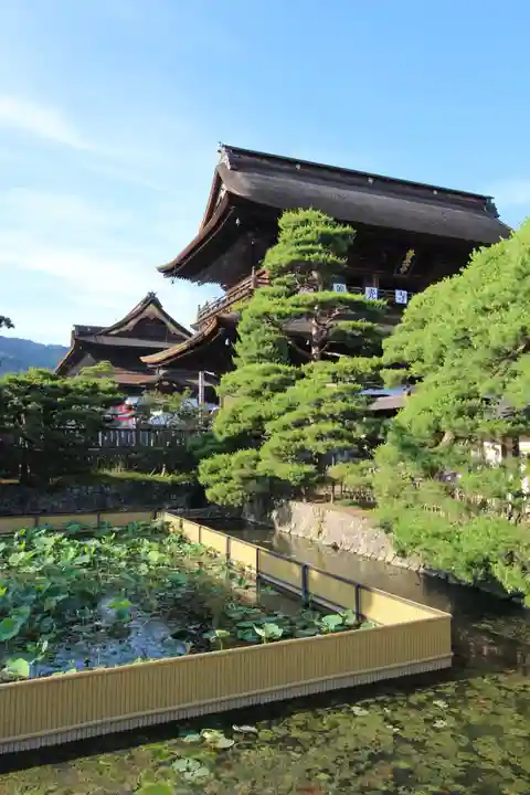 善光寺大勧進(長野県)