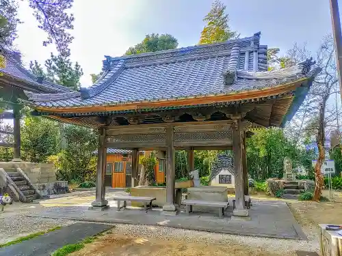 明法寺の手水舎