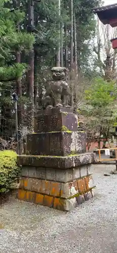 北口本宮冨士浅間神社の狛犬