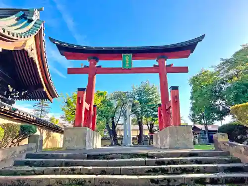 弘前八坂神社の鳥居