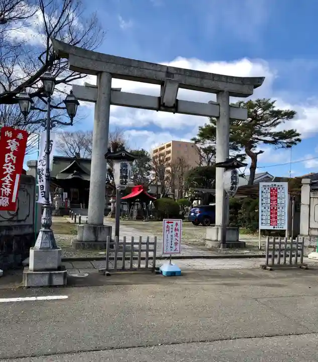 多賀神社の鳥居