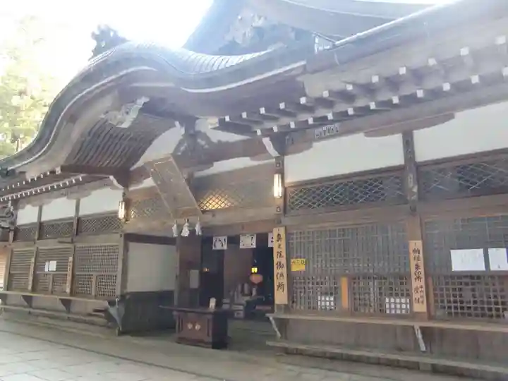 高野山金剛峯寺奥の院(和歌山県)