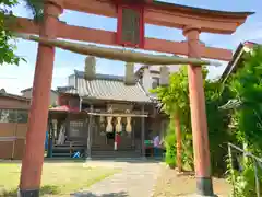 開運稲荷神社の鳥居