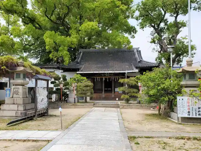 難波熊野神社の建物その他