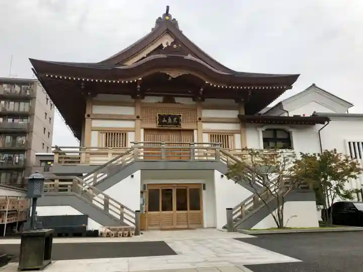 重願寺の本殿・本堂