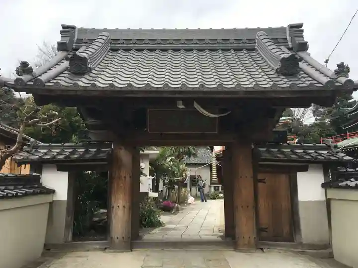 蓮花院の山門・神門