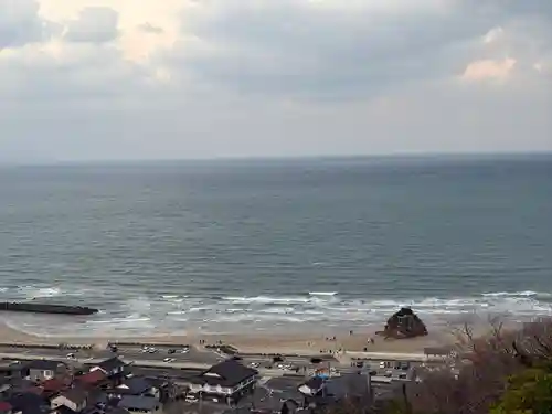 稲佐の浜　弁天島(島根県)