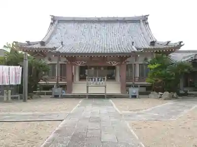 医王寺の本殿・本堂