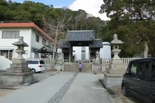 炬口八幡神社の山門・神門