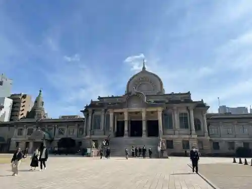 築地本願寺（本願寺築地別院）の{uncategorized: "未分類", other: "その他", undefined: "問題あり", building: "その他建物", grave: "お墓", sacred_gate: "鳥居", guardian: "狛犬", statue: "像", buddha: "仏像", history: "歴史", nature: "自然", garden: "庭園", animal: "動物", pagoda: "塔", temizu: "手水舎", mountain_gate: "山門・神門", sanctuary: "本殿・本堂", subordinate: "末社・摂社", art: "芸術", scenery: "景色", jizo: "地蔵", ema: "絵馬", goshuin: "御朱印", omikuji: "おみくじ", items: "授与品その他", amulet: "お守り", goshuincho: "御朱印帳", eats: "食事", festival: "お祭り", votive_dance: "神楽", shichigosan: "七五三参", wedding: "結婚式", experience: "体験その他", initially: "初詣", around: "周辺", anti_infection: "感染症対策"}