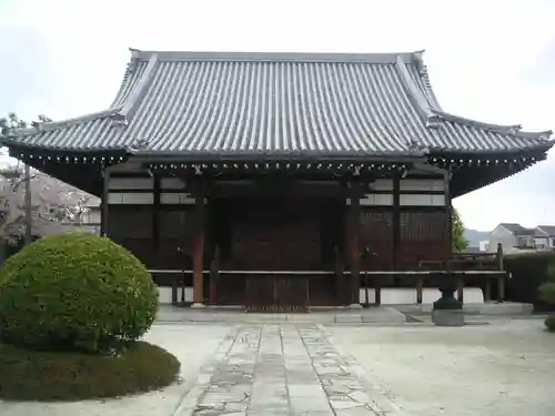 阿弥陀寺の本殿・本堂