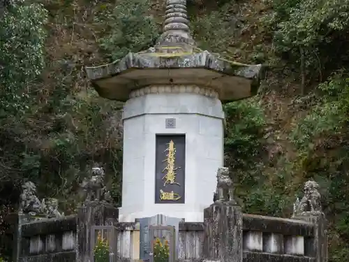 身延山 祖廟拝殿の建物その他