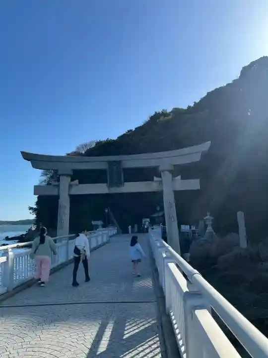 八百富神社の{uncategorized: "未分類", other: "その他", undefined: "問題あり", building: "その他建物", grave: "お墓", sacred_gate: "鳥居", guardian: "狛犬", statue: "像", buddha: "仏像", history: "歴史", nature: "自然", garden: "庭園", animal: "動物", pagoda: "塔", temizu: "手水舎", mountain_gate: "山門・神門", sanctuary: "本殿・本堂", subordinate: "末社・摂社", art: "芸術", scenery: "景色", jizo: "地蔵", ema: "絵馬", goshuin: "御朱印", omikuji: "おみくじ", items: "授与品その他", amulet: "お守り", goshuincho: "御朱印帳", eats: "食事", festival: "お祭り", votive_dance: "神楽", shichigosan: "七五三参", wedding: "結婚式", experience: "体験その他", initially: "初詣", around: "周辺", anti_infection: "感染症対策"}