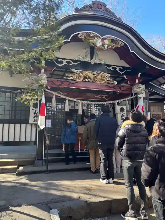 新屋山神社(山梨県)