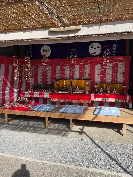 金ヶ作熊野神社の{uncategorized: "未分類", other: "その他", undefined: "問題あり", building: "その他建物", grave: "お墓", sacred_gate: "鳥居", guardian: "狛犬", statue: "像", buddha: "仏像", history: "歴史", nature: "自然", garden: "庭園", animal: "動物", pagoda: "塔", temizu: "手水舎", mountain_gate: "山門・神門", sanctuary: "本殿・本堂", subordinate: "末社・摂社", art: "芸術", scenery: "景色", jizo: "地蔵", ema: "絵馬", goshuin: "御朱印", omikuji: "おみくじ", items: "授与品その他", amulet: "お守り", goshuincho: "御朱印帳", eats: "食事", festival: "お祭り", votive_dance: "神楽", shichigosan: "七五三参", wedding: "結婚式", experience: "体験その他", initially: "初詣", around: "周辺", anti_infection: "感染症対策"}