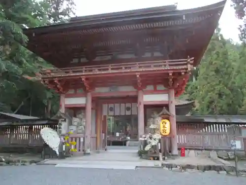 日吉大社の山門